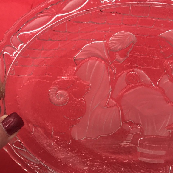 VTG Mikasa Rejoice Nativity Clear Frosted Etched Crystal Glass Oval Plaque/Dish - Picture 2 of 6